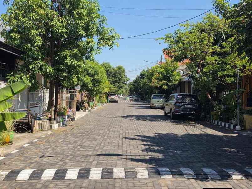 dijual rumah perumahan gunung sari indah