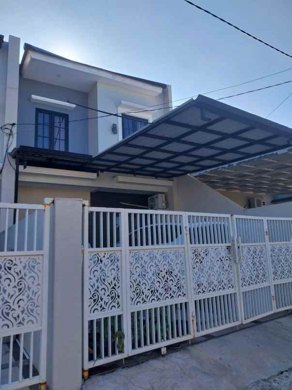 dijual rumah perumahan gunungsqri indah