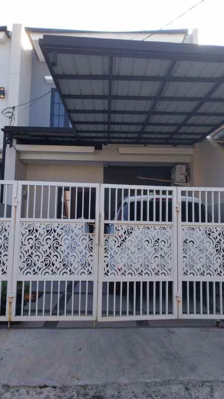 dijual rumah perumahan gunungsqri indah