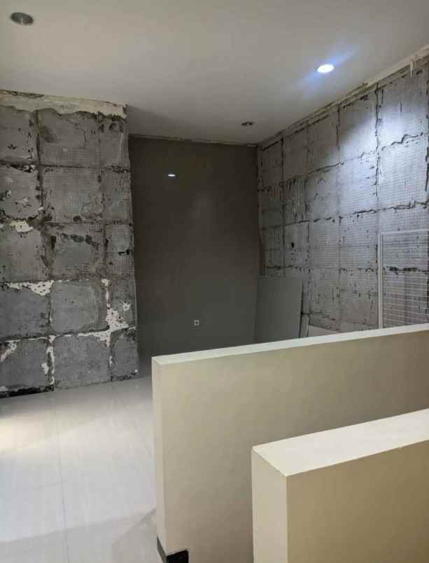 dijual rumah perumahan koala regency
