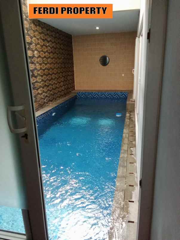 dijual rumah perumahan kota wisata cibubur