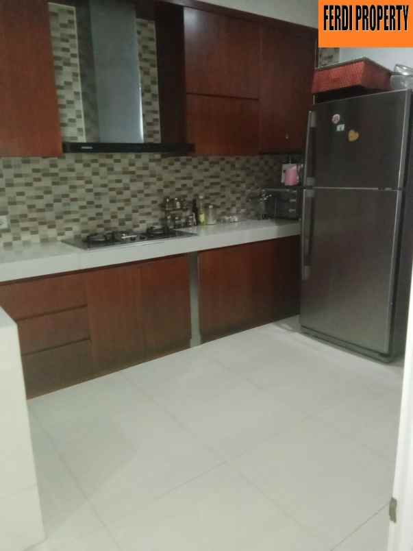 dijual rumah perumahan kota wisata cibubur