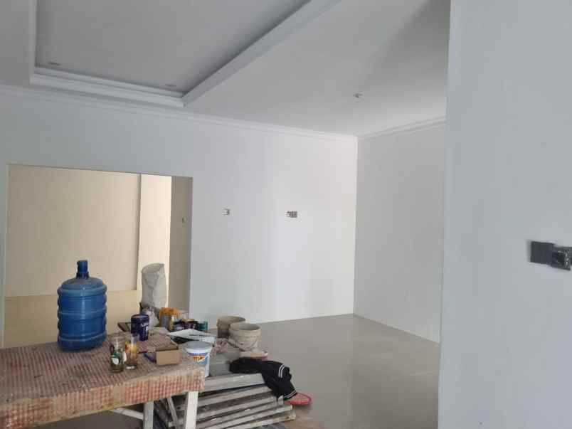 dijual rumah perumnas rumbai jl gurami