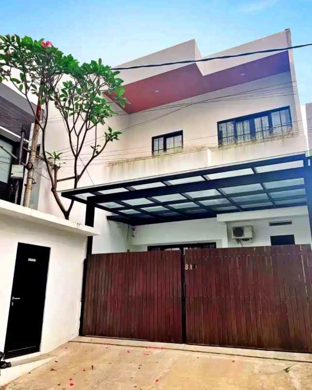 dijual rumah pesanggrahan