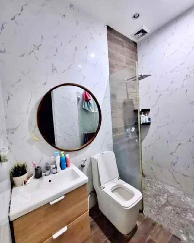 dijual rumah pesanggrahan