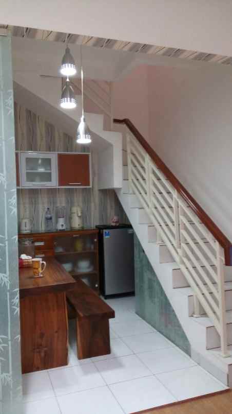 dijual rumah pinewood topaz regency