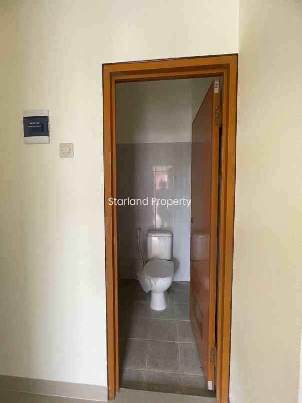 dijual rumah pondok aren