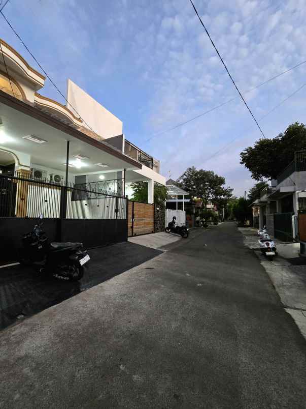 dijual rumah pondok kelapa jakarta timur