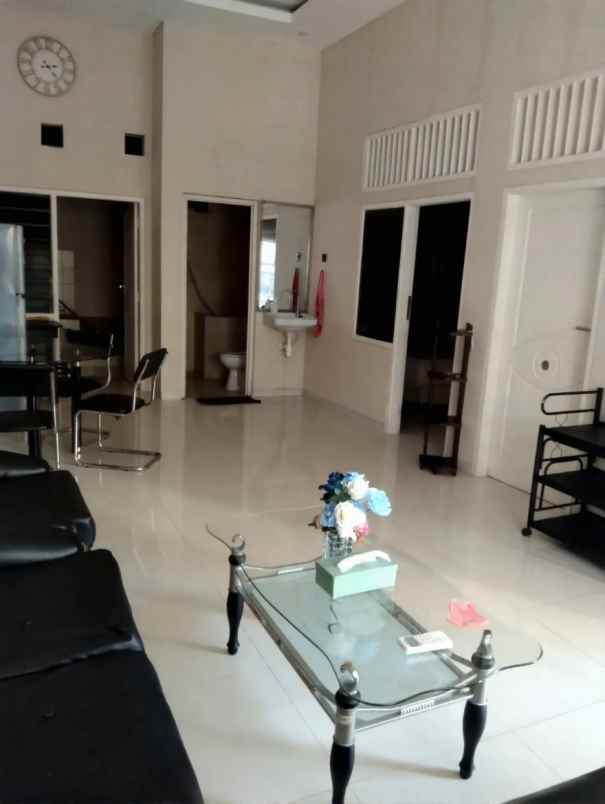 dijual rumah puri asri pakuwon city