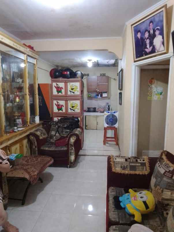 dijual rumah puri harapan