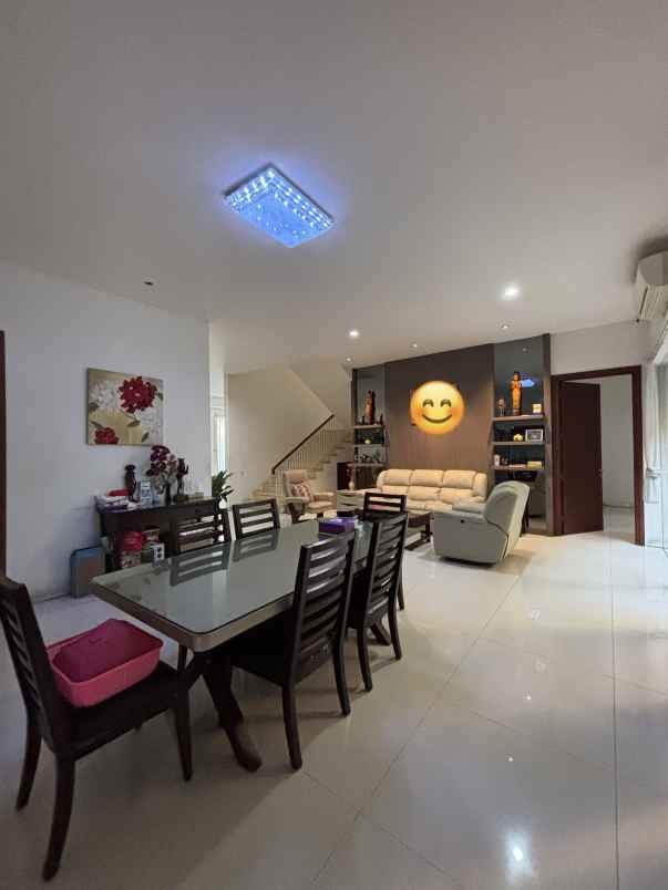dijual rumah puri sentra raya