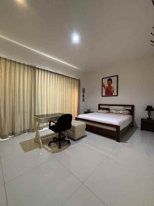 dijual rumah puri sentra raya