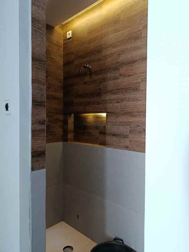 dijual rumah purwomartani