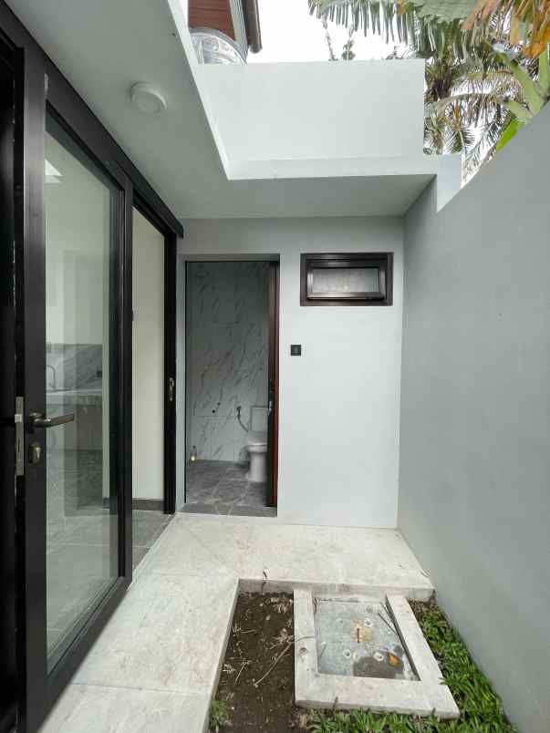 dijual rumah purwomartani kalasan