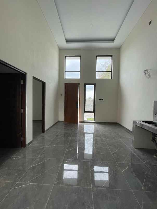 dijual rumah purwomartani kalasan