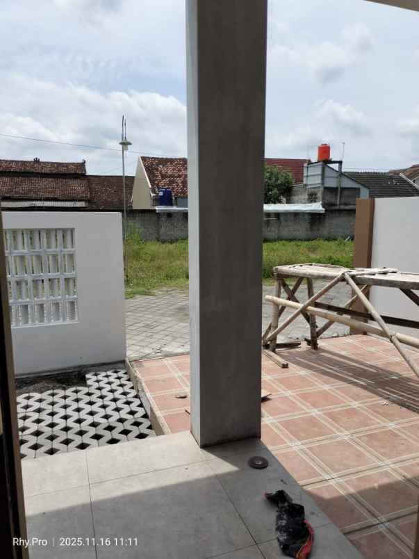 dijual rumah purwomartani kalasan
