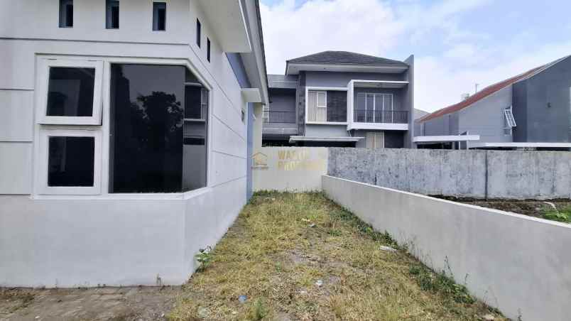 dijual rumah purwomartani kec kalasan