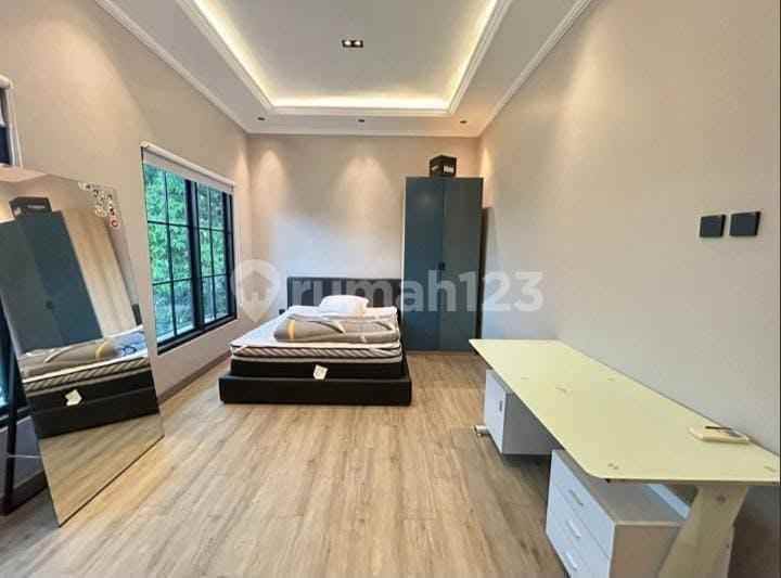 dijual rumah raffles hills cibubur