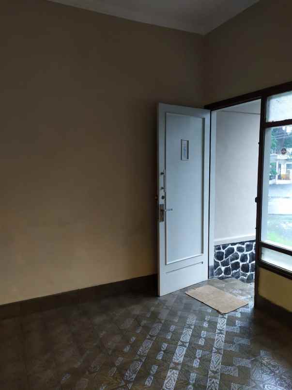 dijual rumah rajiman