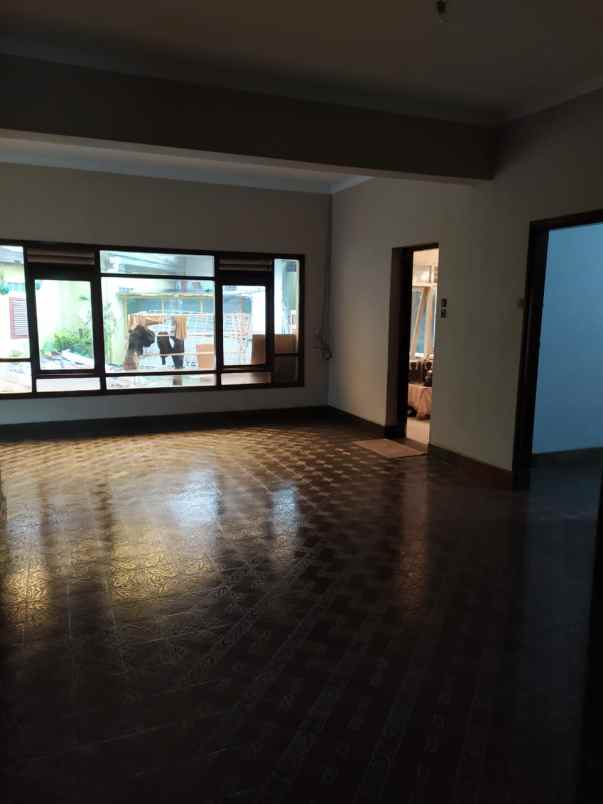 dijual rumah rajiman