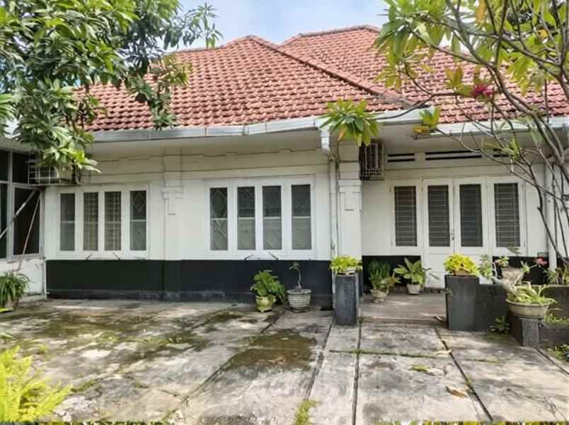 dijual rumah raya ambengan