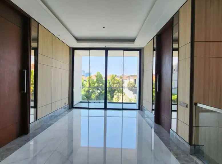 dijual rumah regency 21