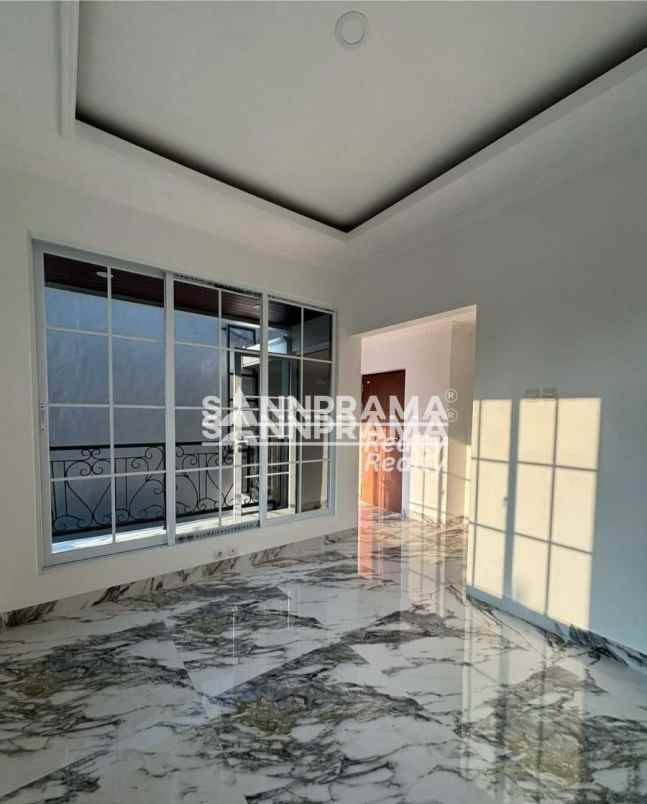 dijual rumah rumah baru disain mewah di beji depok ash