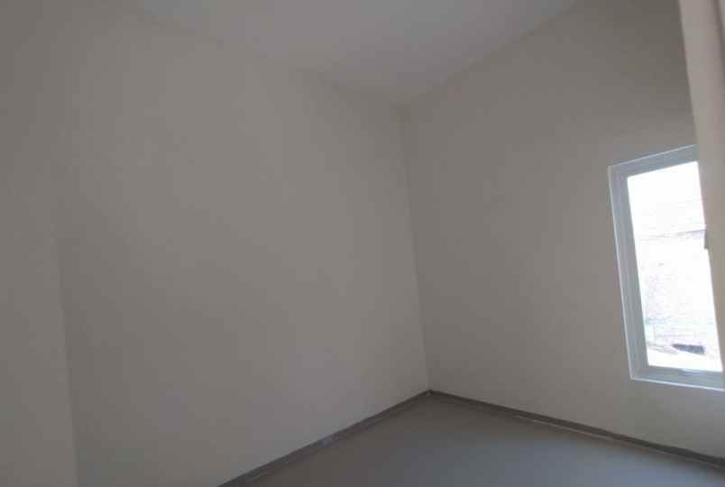 dijual rumah rungkut asri surabaya