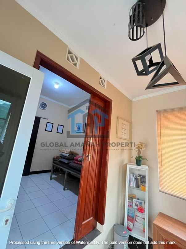 dijual rumah sariwangi