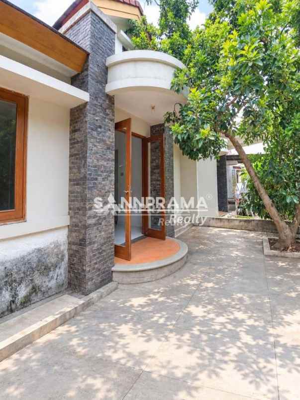 dijual rumah sawangan lama