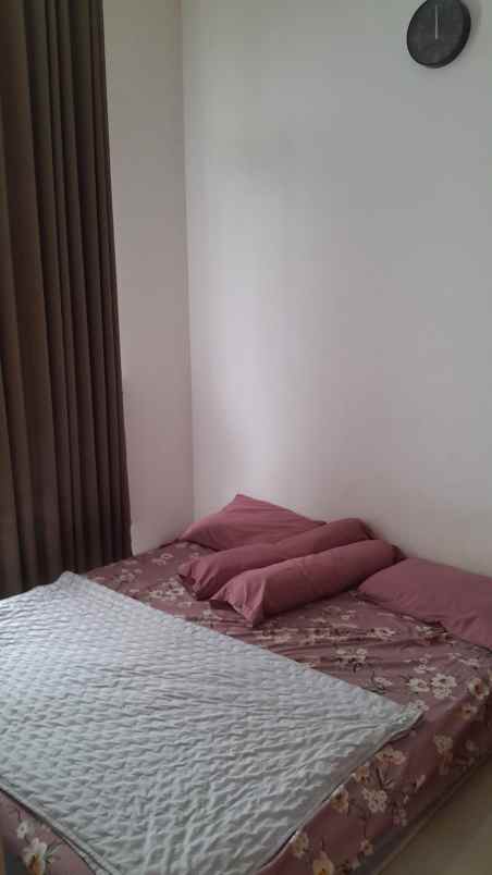 dijual rumah sawangan village cluster