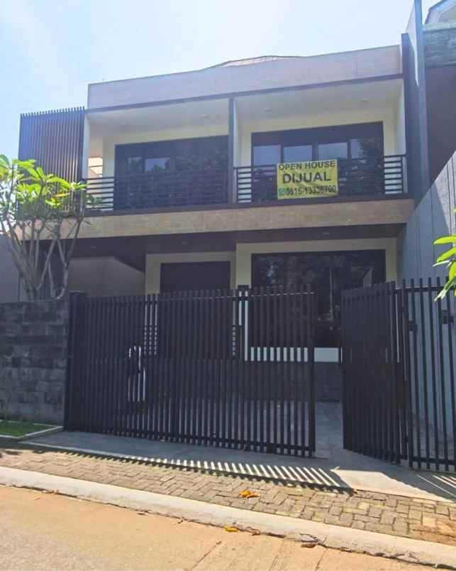 dijual rumah sentul city cluster santorini