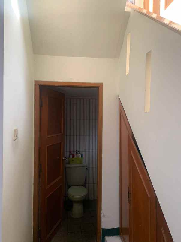 dijual rumah setra duta cemara bandung