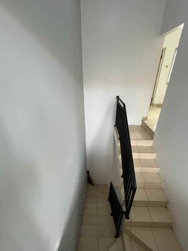 dijual rumah siap huni di arcadia de bale depok