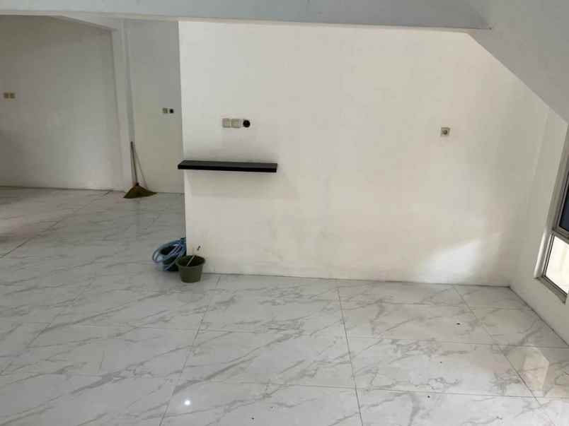 dijual rumah siap huni di arcadia de bale depok