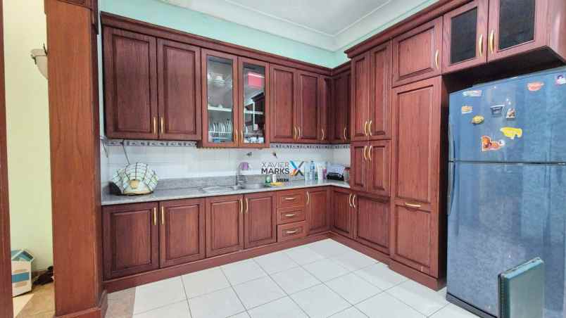 dijual rumah siap huni di bhaskara dekat pakuwon city