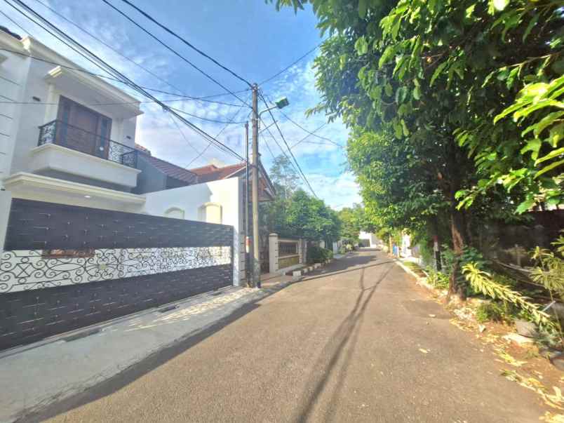 dijual rumah siaphuni mewah cantik di kav marinir