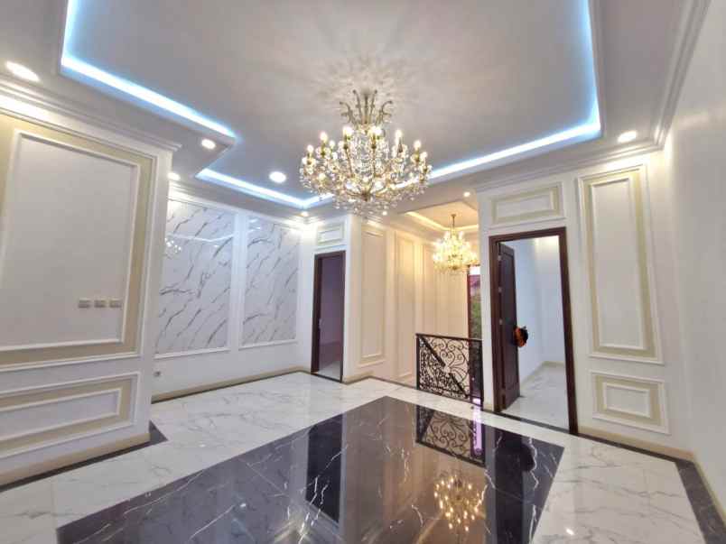 dijual rumah siaphuni mewah cantik di kav marinir