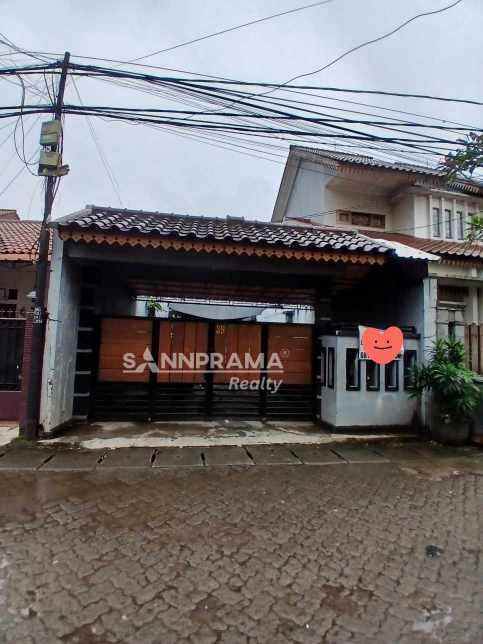 dijual rumah srengseng sawah