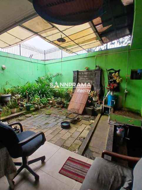 dijual rumah srengseng sawah
