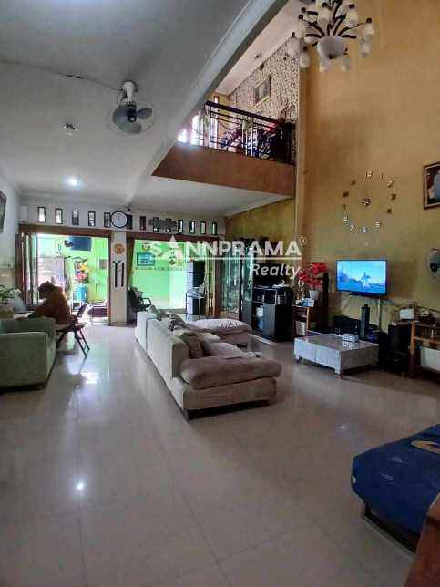 dijual rumah srengseng sawah