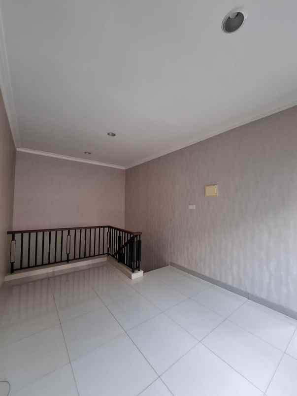 dijual rumah sudah rapi dan siap huni di kota wisata