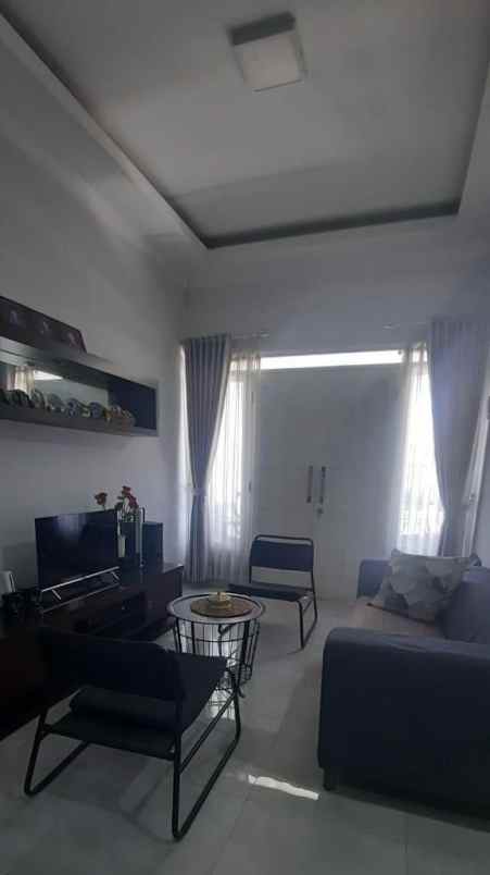 dijual rumah sukanagara antapani kidul