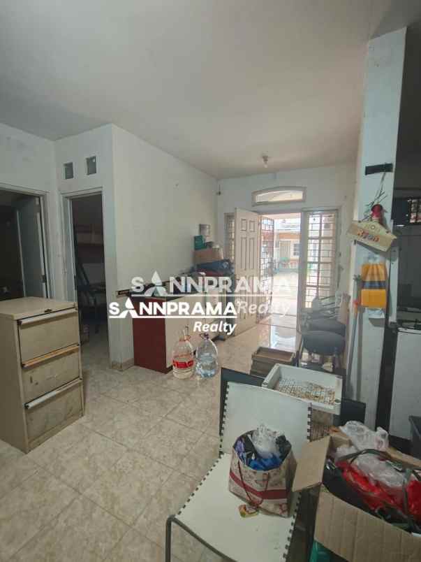 dijual rumah sukatani