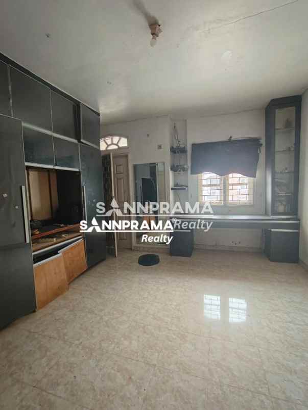 dijual rumah sukatani