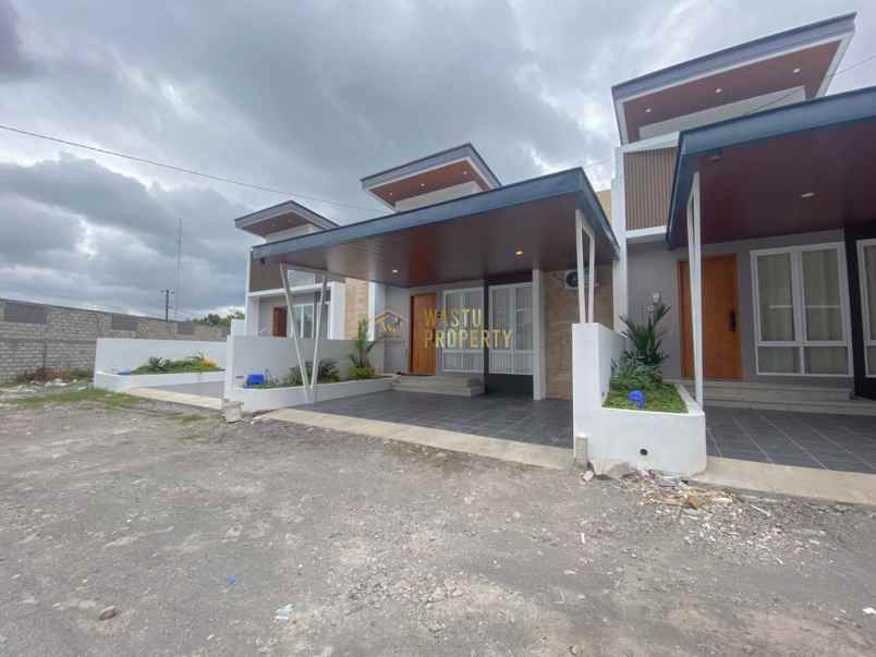 dijual rumah sukoharjo kec ngaglik kab