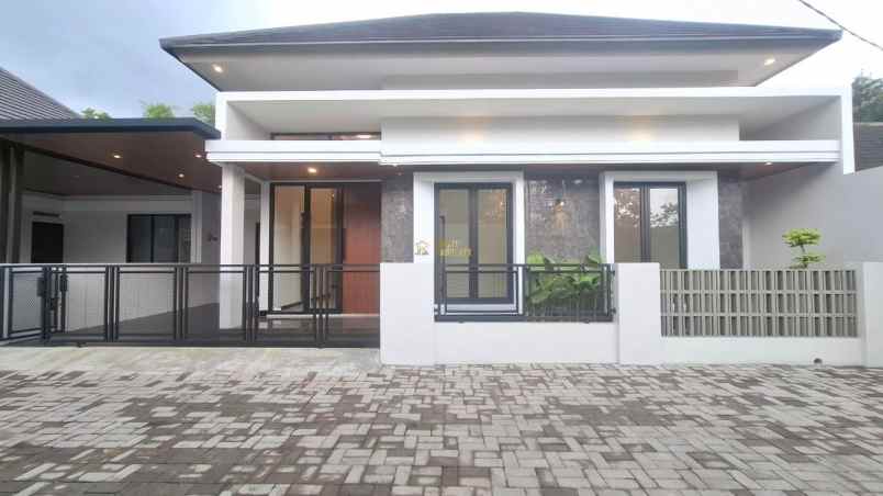 dijual rumah sukoharjo ngaglik sleman