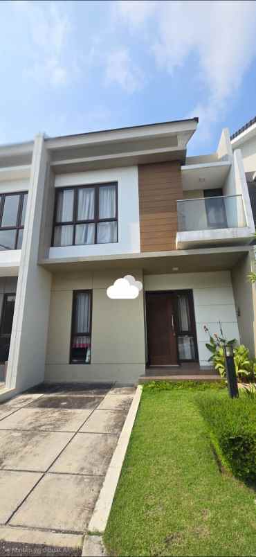 dijual rumah summarecon bekasi cluster