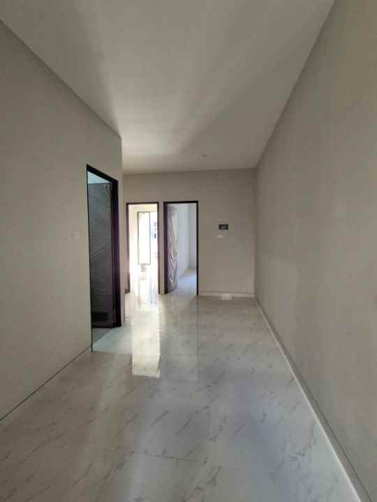 dijual rumah sutorejo prima utara