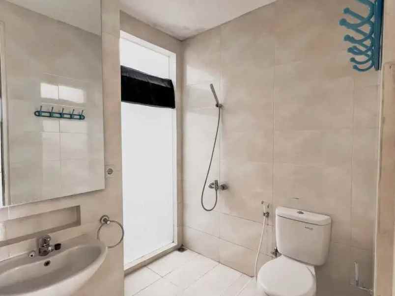 dijual rumah suvadiva grand island